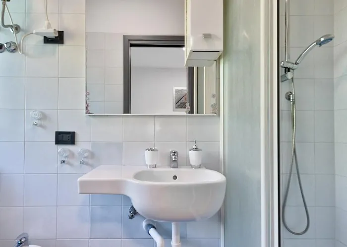 Ginestra Deluxe Idromassaggio Privato E Piscina Daire Eraclea Mare