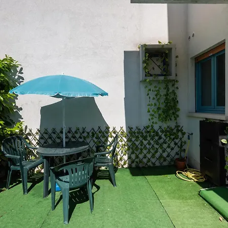 Ginestra Deluxe Idromassaggio Privato E Piscina Апартаменты *